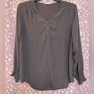 (S28) Maurices Large Gray Boho Bubble Sleeve V-Neck Flowy Popover Blouse